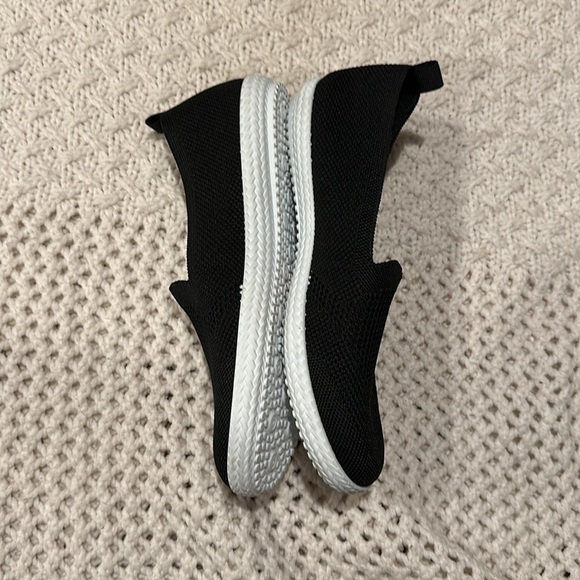 Tommy Bahama Women’s  Slip-on Size 8 - Picture 2 of 8